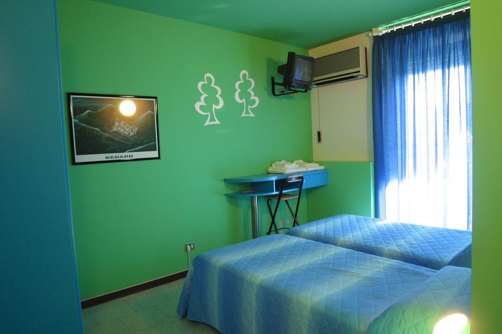 Hôtel Aquamaris à Sala Baganza Extérieur photo