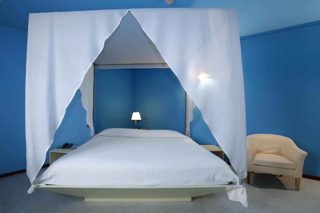 Hôtel Aquamaris à Sala Baganza Extérieur photo
